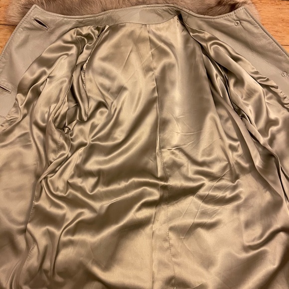 Gorgeous vintage leather and fur coat trench - Picture 15 of 16